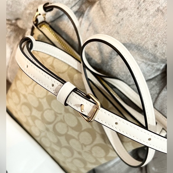 Coach Signature Mini Crossbody Bag - NWT - Picture 4 of 8